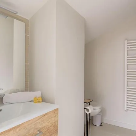 Neuf, Clim Et Parking, Caluire-rhone Apartment Caluire-et-Cuire